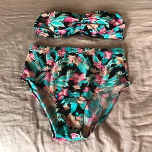 Plus size floral bikini